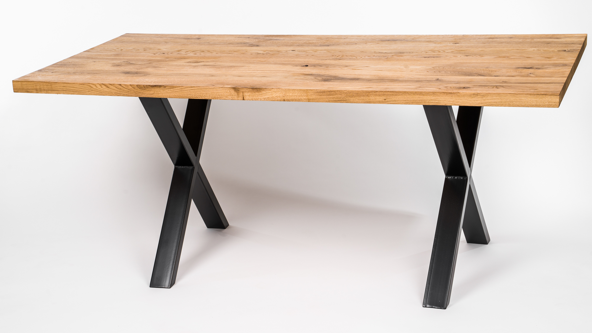 стол для кафе на металлической ножке с деревянной столешницей